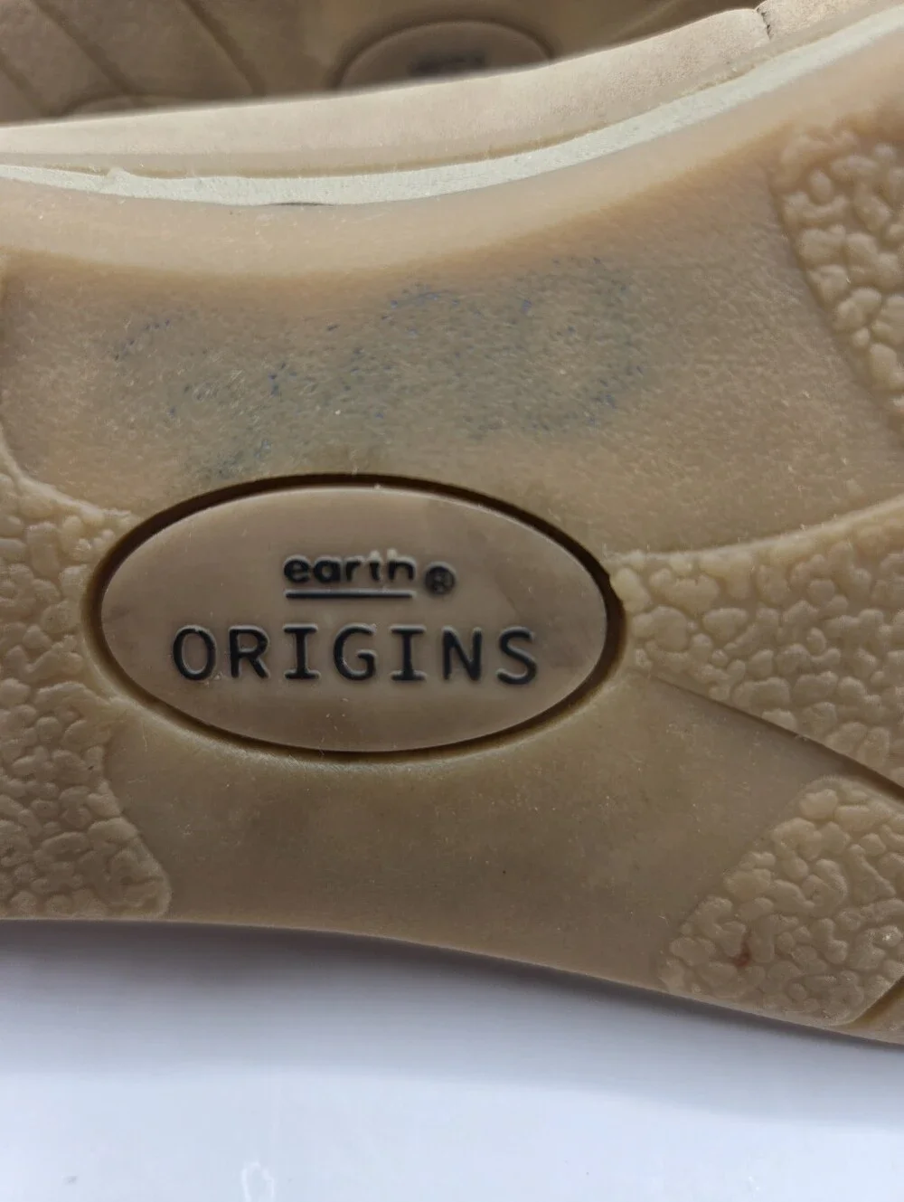 Earth Origins slip style